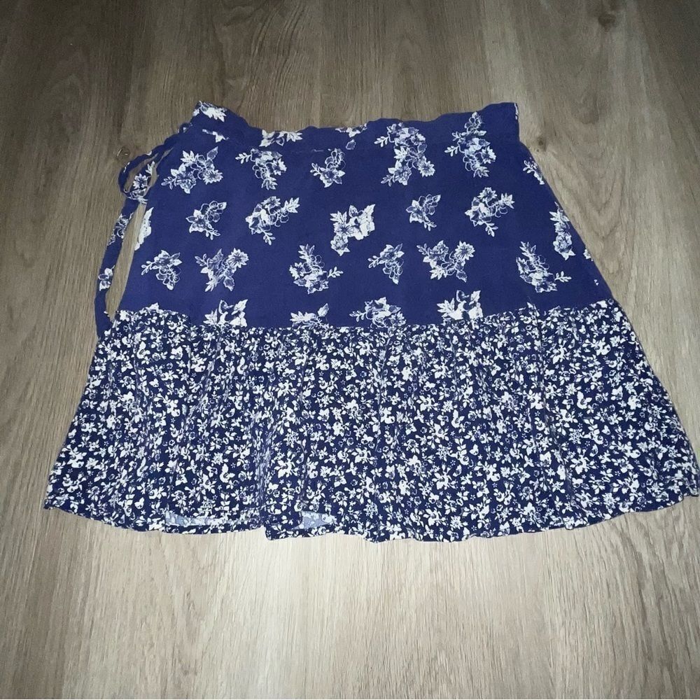 Blue Rain Blue & White Floral Wrap Skirt - Picture 8 of 10